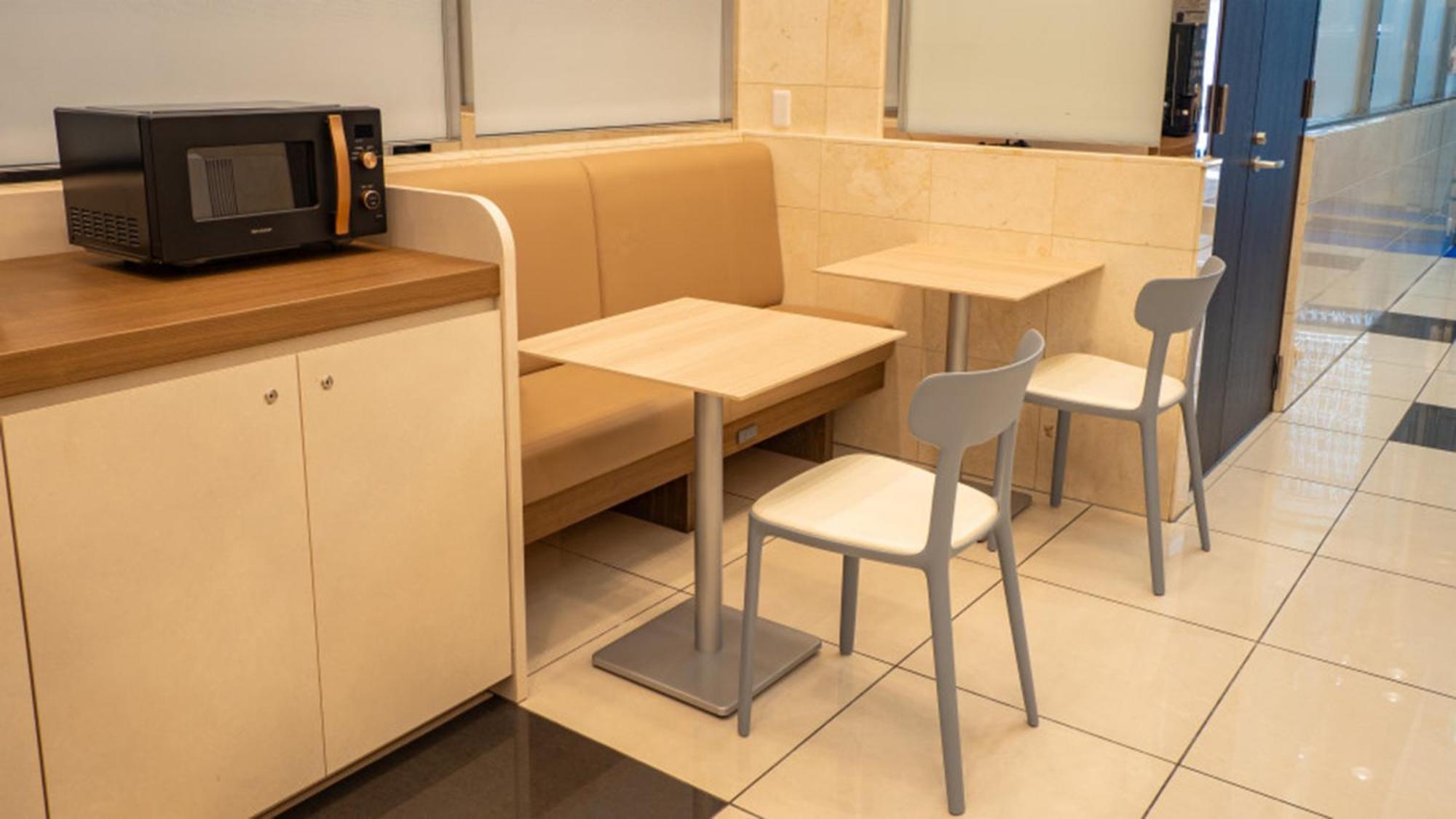 Toyoko Inn Tokyo Eki Yaesu Kita Guchi Екстер'єр фото
